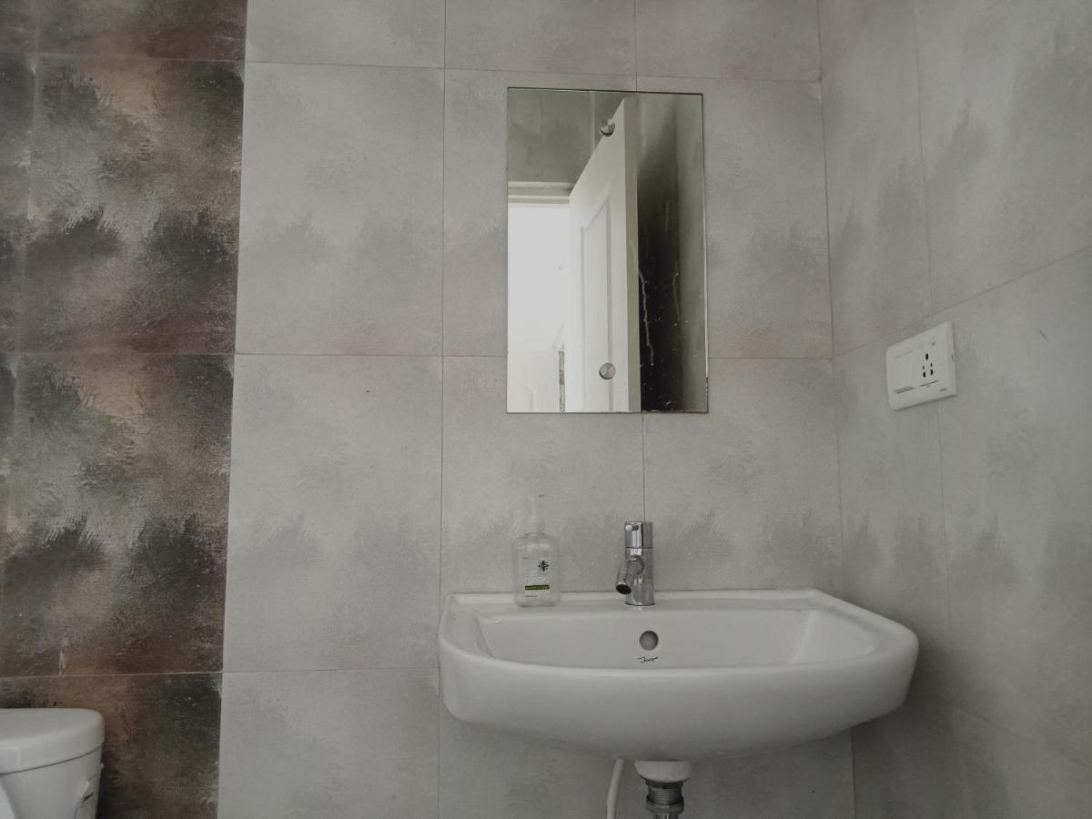 Zalor Residency 2 Apartment Varca Exterior photo