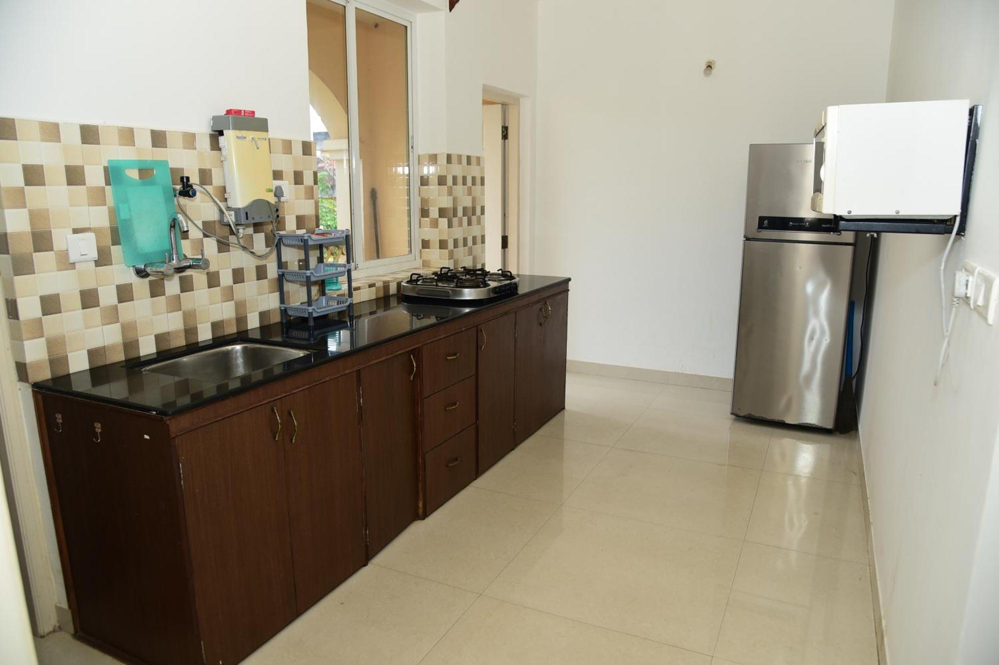 Zalor Residency 2 Apartment Varca Exterior photo