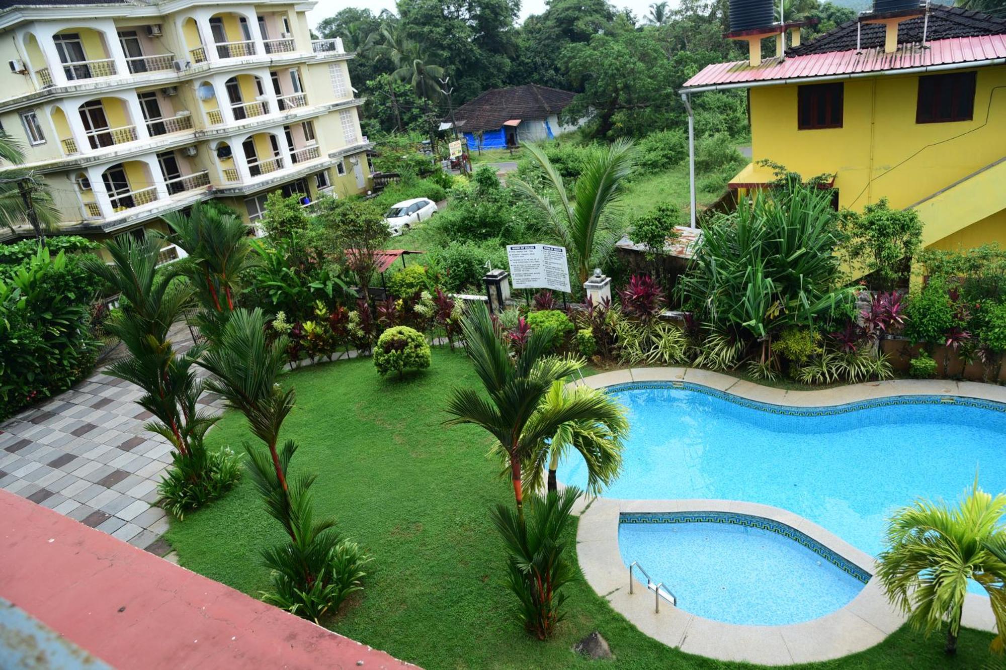 Zalor Residency 2 Apartment Varca Exterior photo