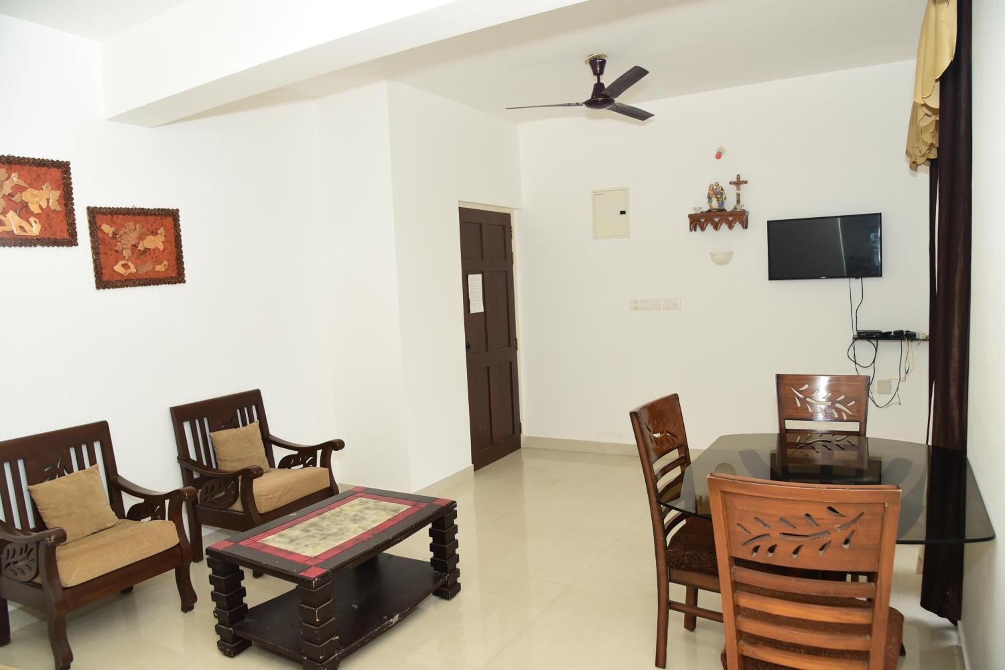Zalor Residency 2 Apartment Varca Exterior photo